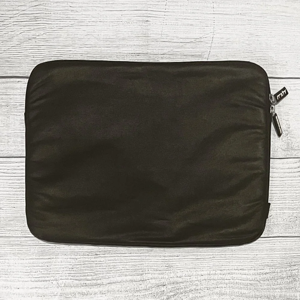 RARE Andy Warhol Laptop / Tablet / iPad Padded Zipper Case for 12